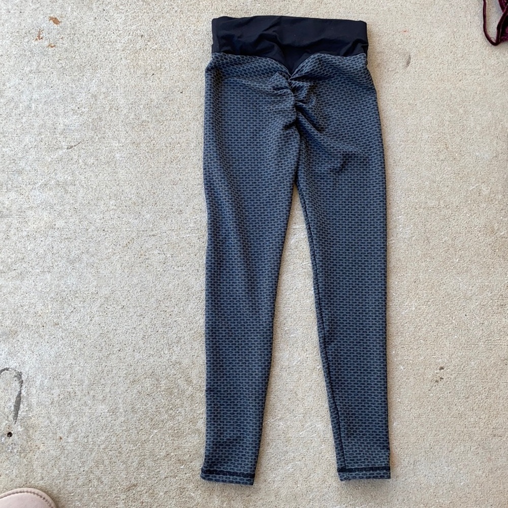 Tiktok Butt scrunch leggings